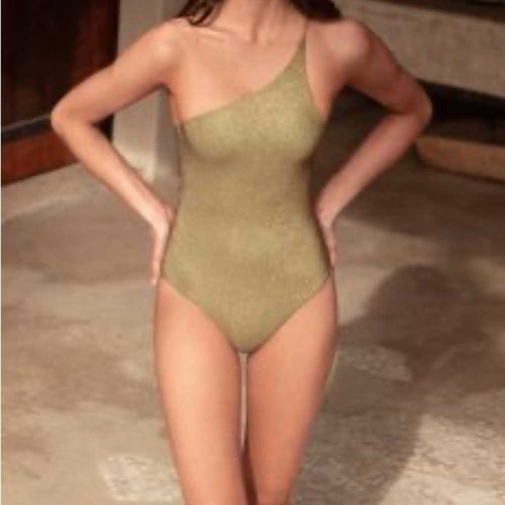 One-Shoulder Gold Swimsuit